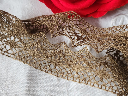Dentelle vintage marron  coton 3 métres sur 3 cm A6