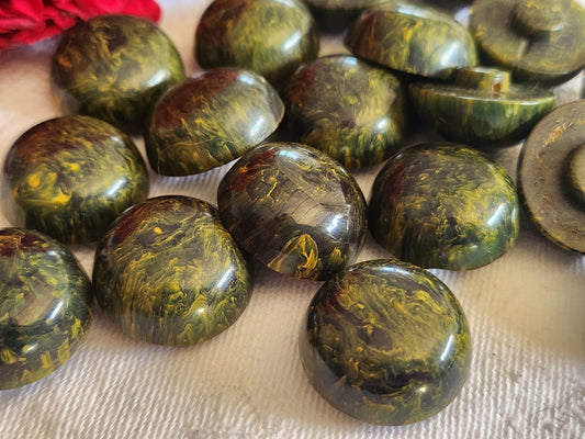 Lot 6 superbes boutons anciens vert jaspé jaune  pied 1,9 cm ref 1735