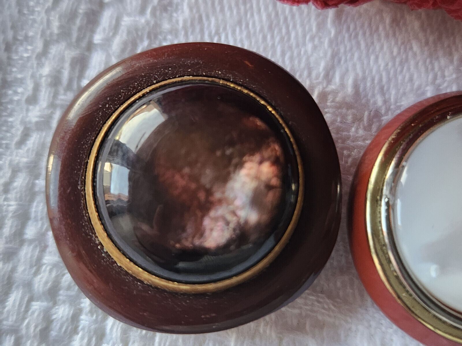 Duo boutons vintage avec cabochon en nacre pied 2,4 et 2,5  cm D10K