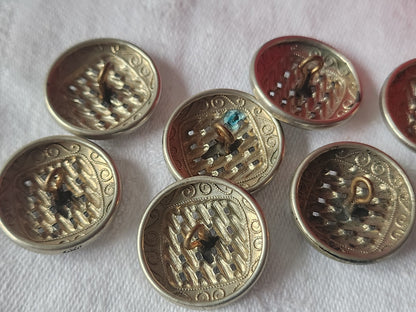 Lot 7  gros boutons vintage métal argenté travaillé pied ajouré  2,3 cm ref 1234