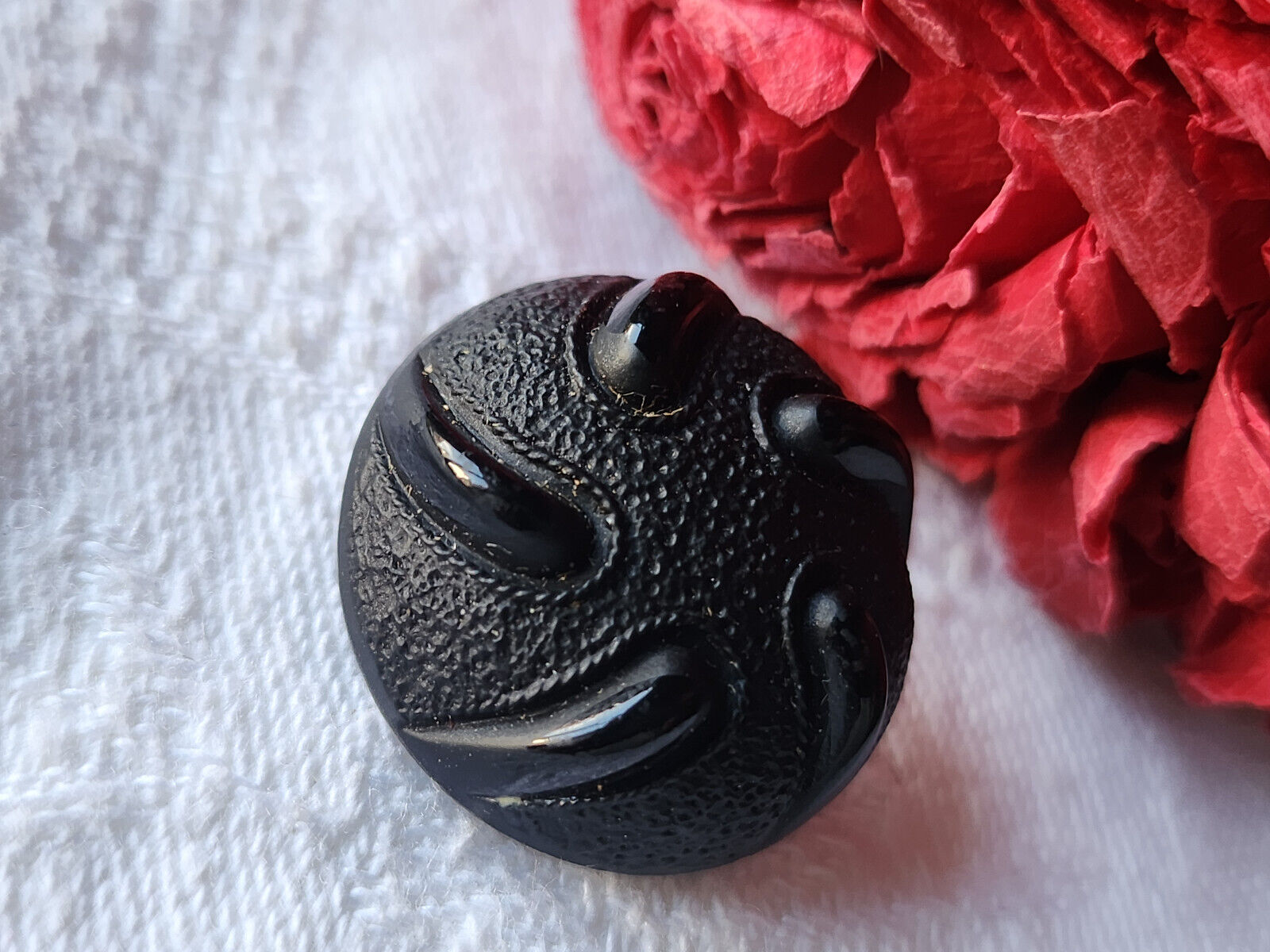 Gros bouton ancien en verre noir contraste mat lumineux 2,2 cm D9C