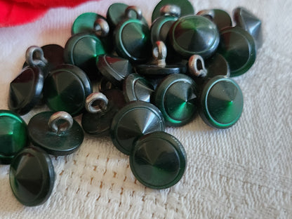 Lot 26 petits boutons vintage pied métal vert  1,1 cm ou 11 mm  ref 6550