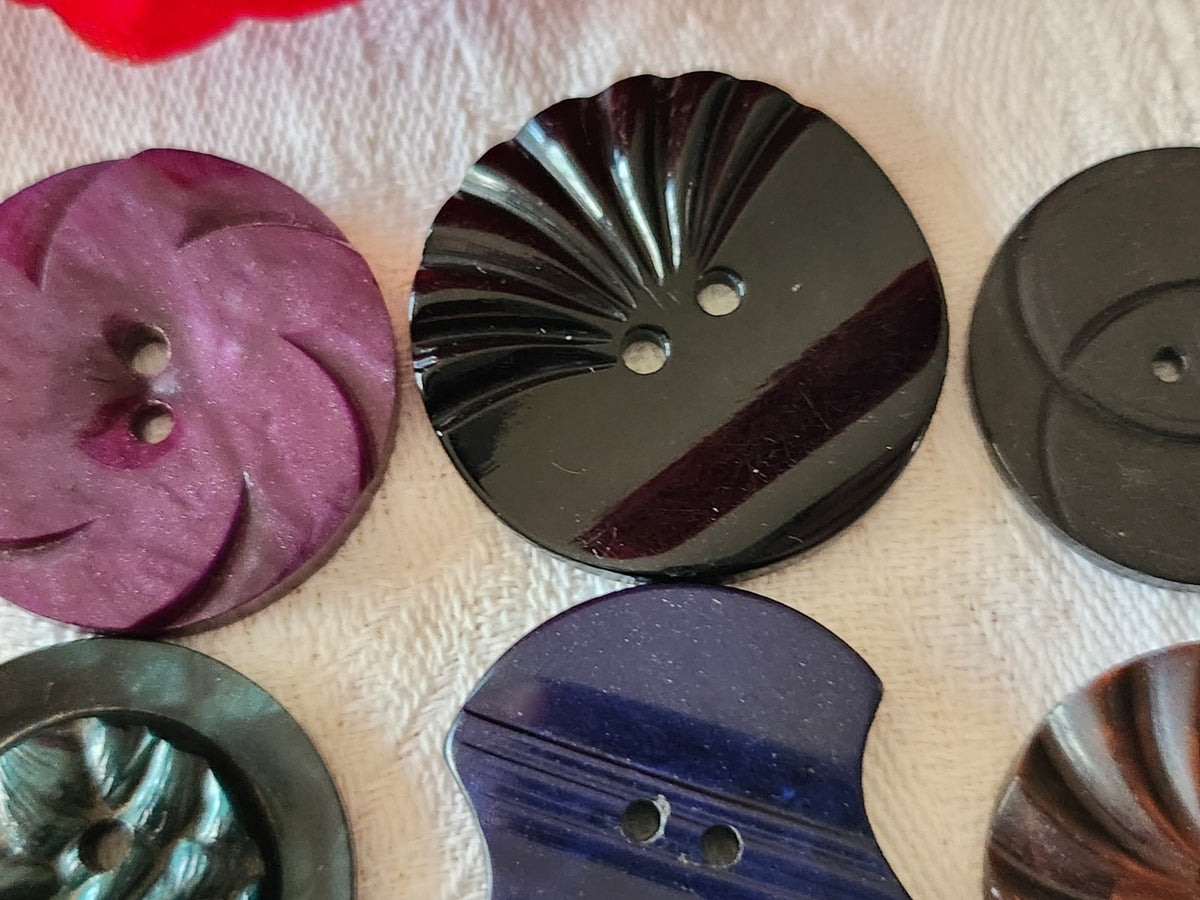 Lot 6 boutons ancien art deco bakelite plastique galalithe 2,5 / 2,9 cm ref 4023