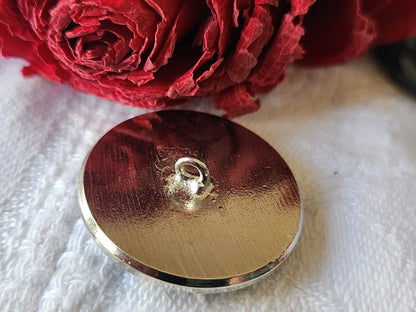 Gros bouton ancien en metal bleu coeur en nacre 2,4 cm G14G