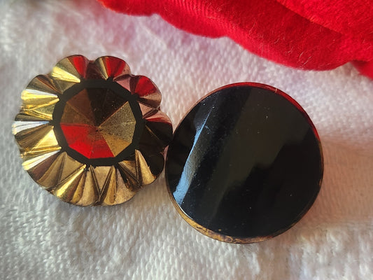 Duo boutons anciens en verre noir doré pied métal  1,7 cm G17N