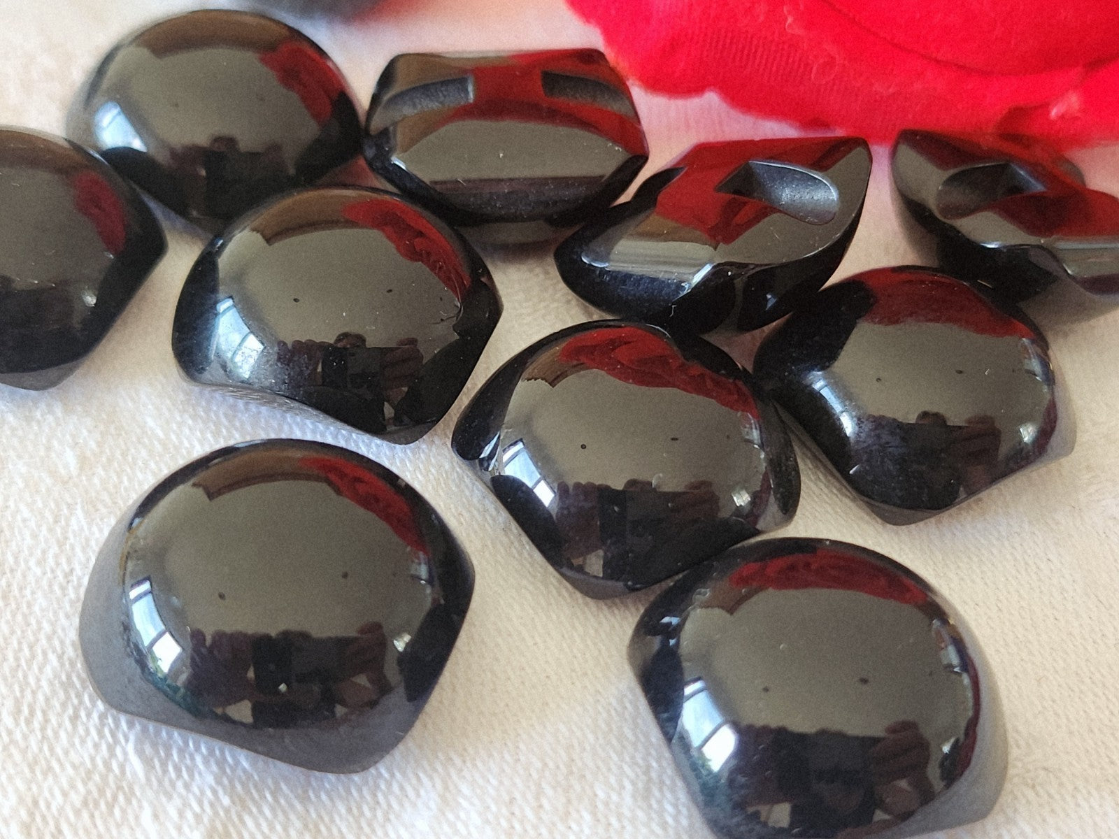 Lot 6 jolis boutons vintage noir lumineux pied 2 cm ref 3860 original