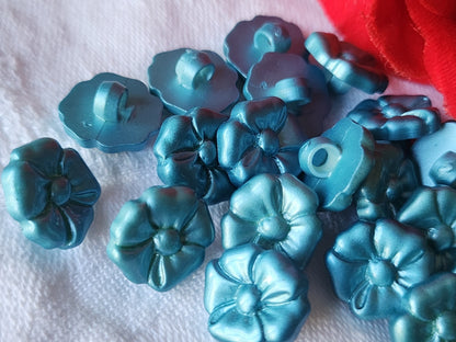 Lot 21  boutons vintage bleu fleur pied 1,3 cm ref 3903
