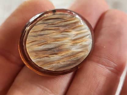 Original bouton vintage ovale cabochon en nacre oeil 2,4 sur 2,8 cm G8B