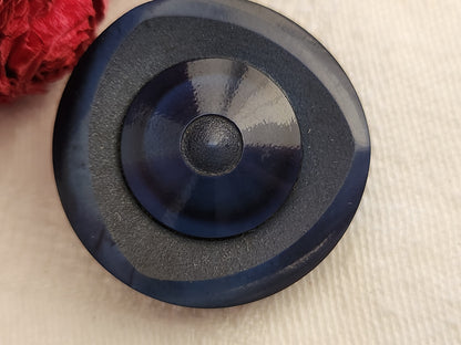 Volumineux bouton vintage bleu épais  3 cm pied ref 136