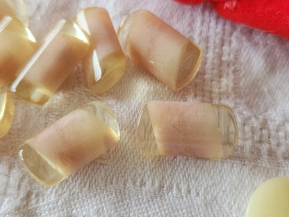 Lot 8 boutons vintage buchette rose superbe 1 sur 1,8 cm ref 5999