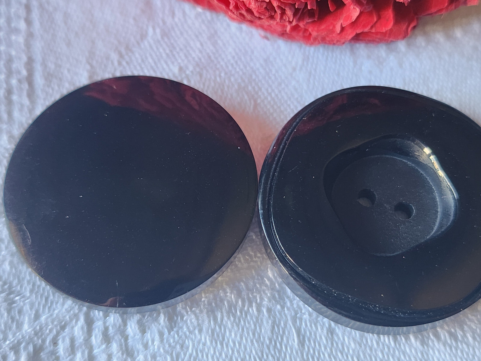 Duo superbes boutons vintage noir hyper lumineux  3, 4 et 3,5  cm ref 2897