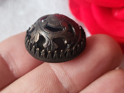 Gros bouton ancien en métal ajouré 2,3 cm   vintage ref 5868