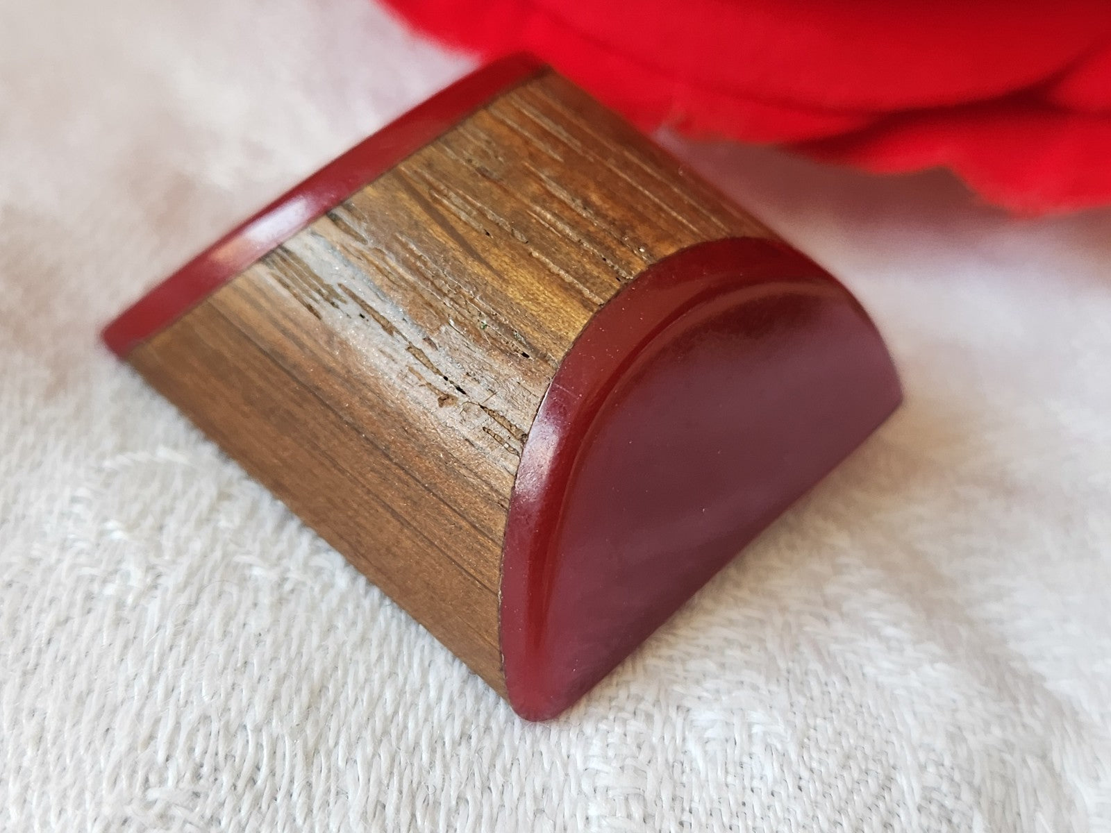 Gros bouton ancien bakelite bois 2,7 sur 2,8 cm G18J