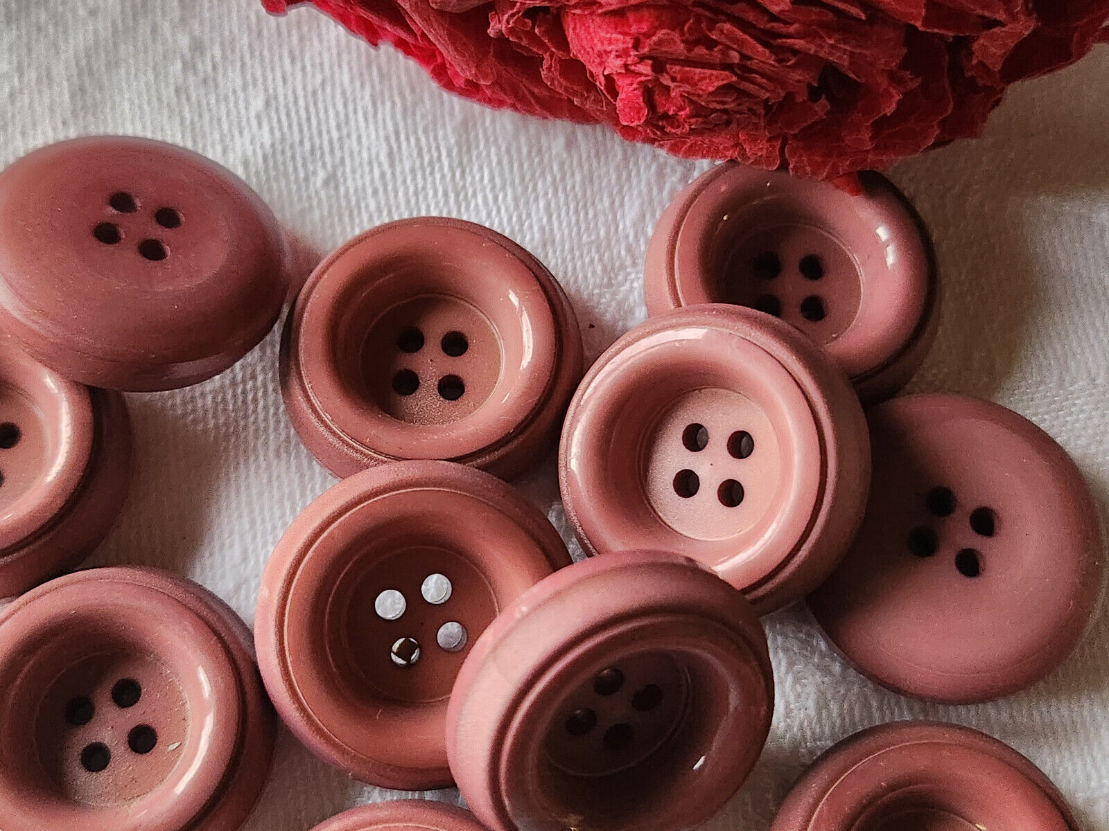 Lot 10 hauts boutons vintage rose/ marron 2,3 cm trous ref 760