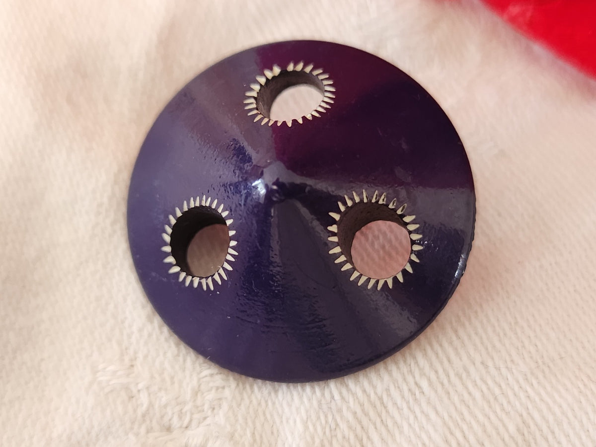 Bouton ancien bleu ajouré pied laiton gros 2,8 cm ref 5965