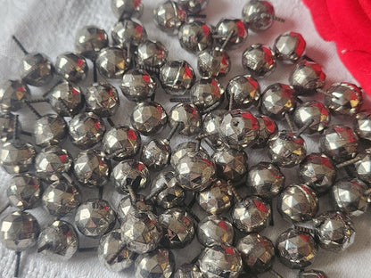 Lot 120 boules en verre avec vis anciens restauration miroir clous création TA