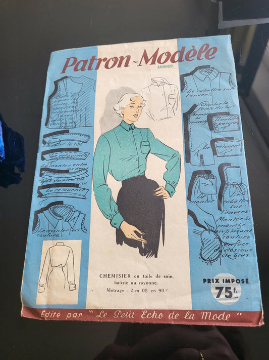 Patron ancien chemisier en toile de soie neuf taille 44 ou 42 et 46 