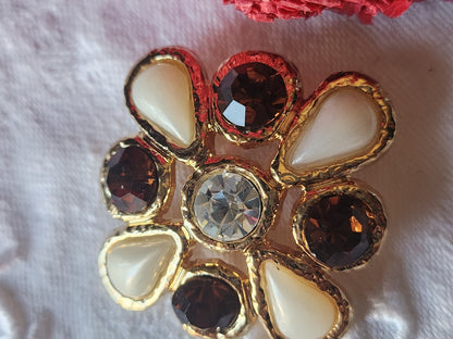 Enorme bouton vintage kitch doré plastique strass en verre 3,8 cm ref 5539