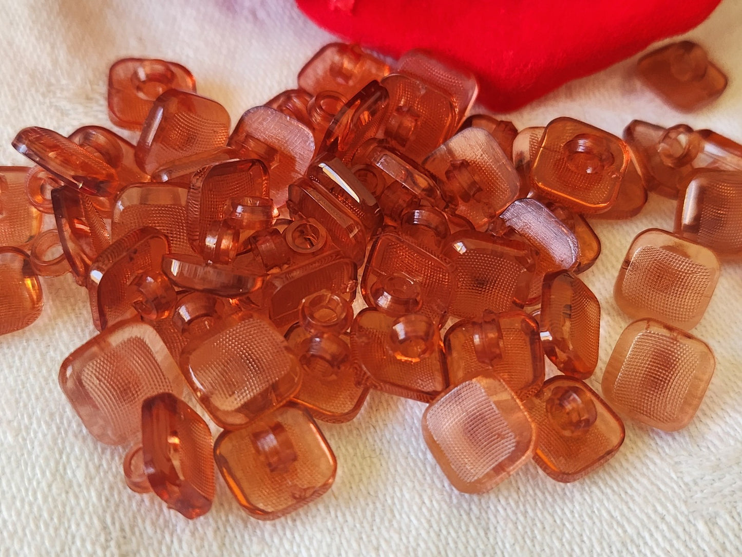 Lot 25 mini boutons vintage marron roux  0,9 cm pied ref 4827