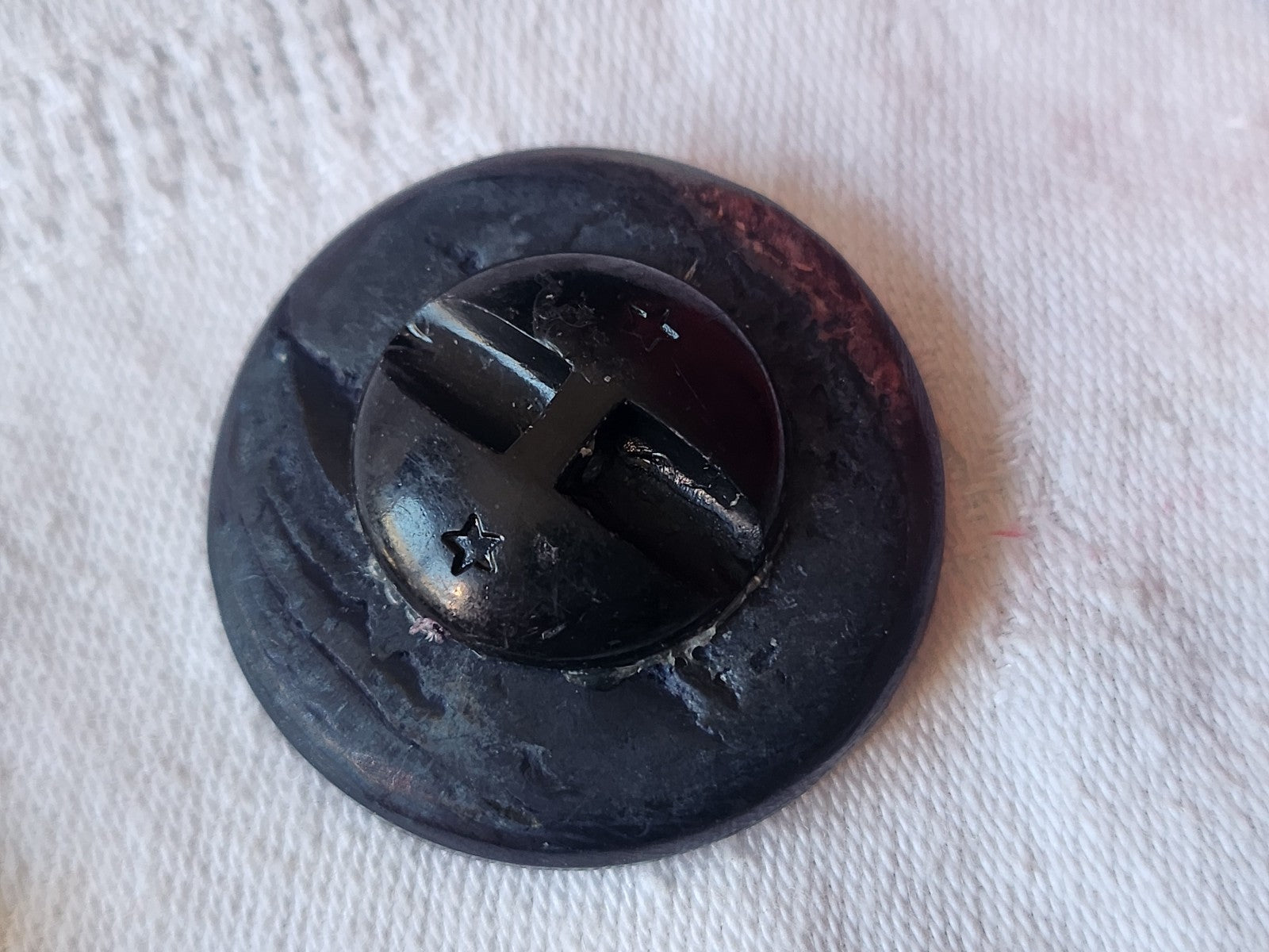 Collection gros bouton ancien en nacre ciselé bleu pied 3,5 cm ou 35 mm D11S