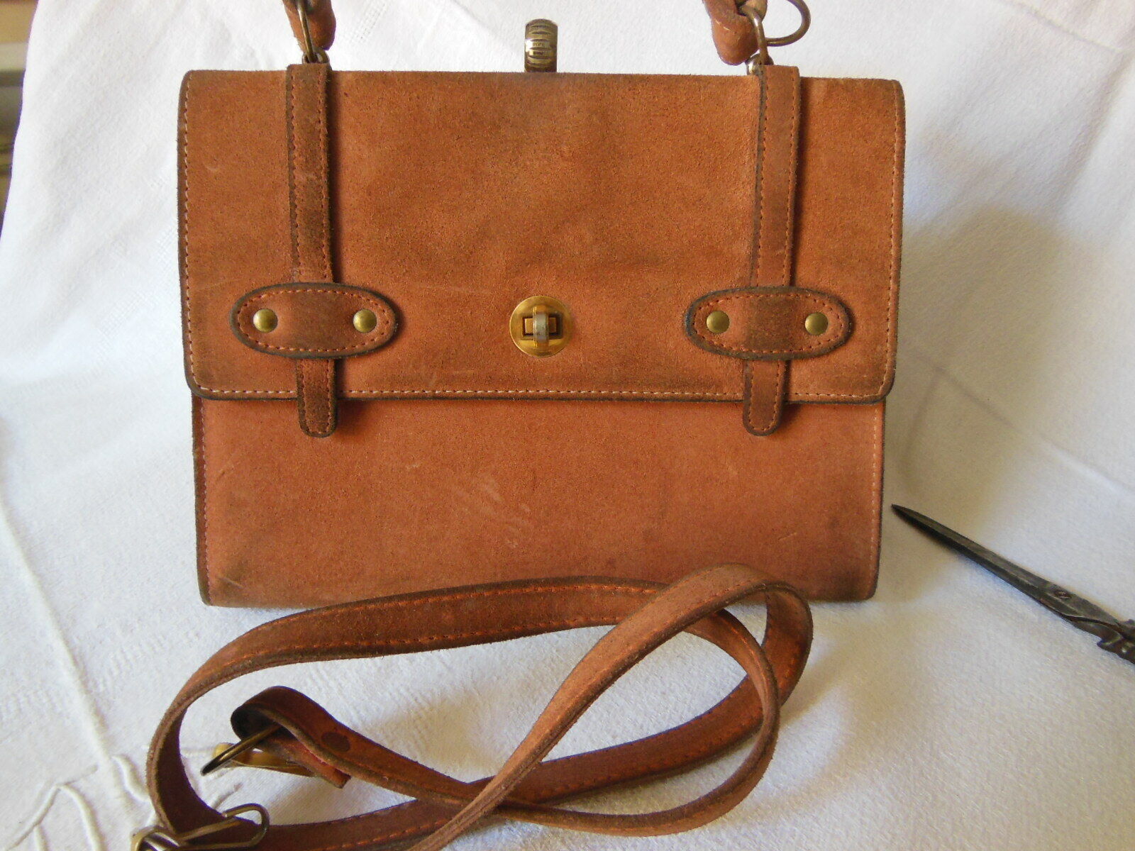 Ancien sac à main en daim marron vintage made in France Saphir? Bakir?