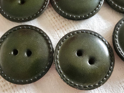 Lot 6 gros boutons anciens en cuir vert trous 38 mm ou 3,8 cm ref 6505