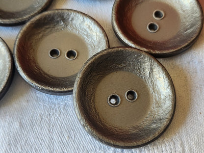 Lot 7 énormes  boutons vintage gris argenté 4 cm manteau ref 504
