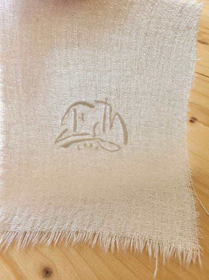 Ancien monogramme ancien FM  3,2 cm sur 5 cm T8