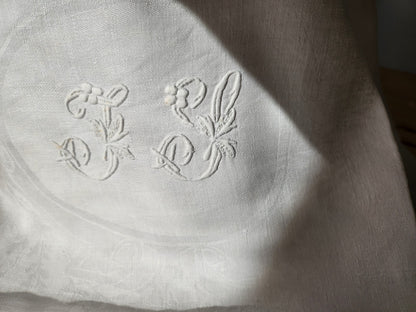 Superbe monogramme ancien IS sur serviette ancienne B8