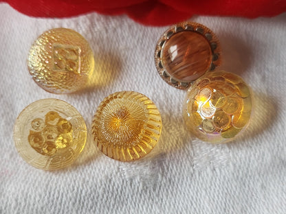Lot 5 boutons anciens en verre orange  panaché 1,3 cm ref 2158