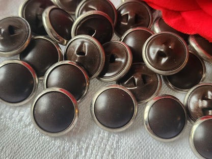 Lot 18 boutons anciens monture en metal marron 1,4 cm ref 1043