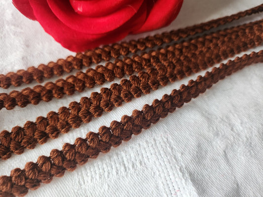 Galon vintage marron 5 mètres sur 1 cm  A2