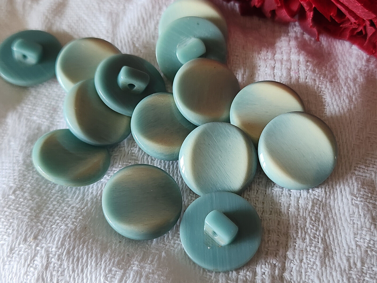 Lot 13 boutons vintage bleu blanc à pied 1,5 cm ref 3146