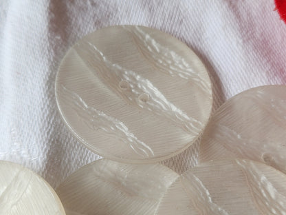 Lot 6 très gros boutons vintage effet  blanc texturé mat 3,5 cm ref 3560