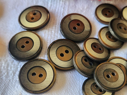 Lot 21  petits boutons vintage camaïeu marron 1,5 et 1,8 cm ref 5371