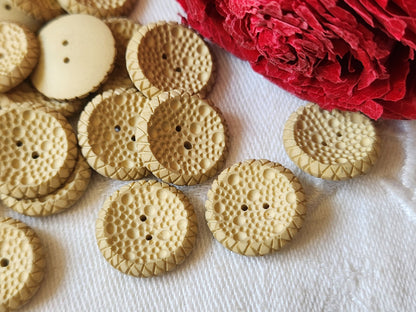 Lot 18 boutons vintage beige alveole dentelle relief 1,5 cm ref 3049