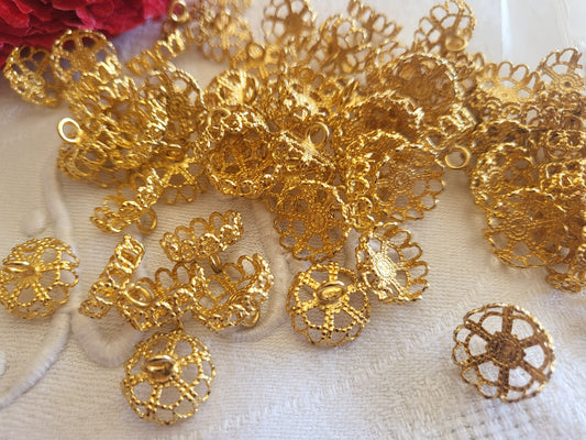 Lot 12 boutons en métal filigrané à strasser perler cr atelier styliste T17