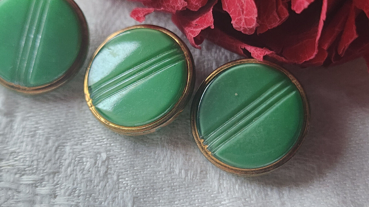 Trio anciens boutons en verre  doré vert travaillé à pied  1,7 cm D9G