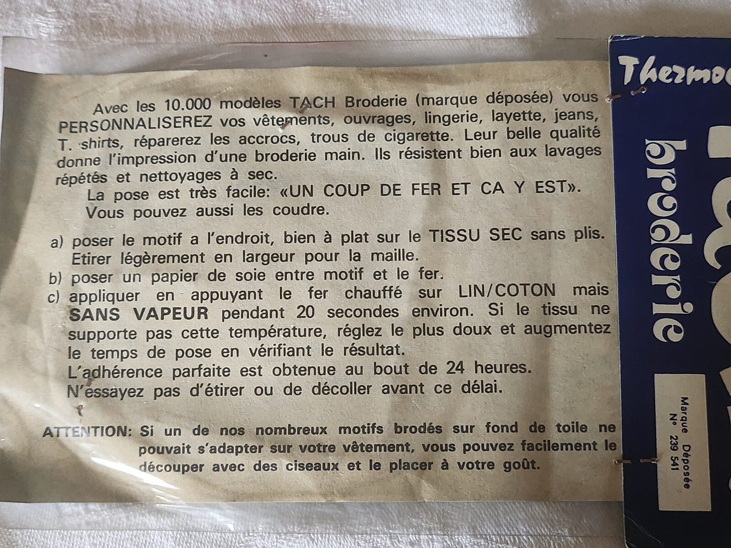 Ancien patch vintage thermocollant " Cherokee "collection 