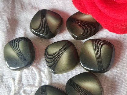Lot 7 boutons vintage vert scintillant inclusion paillette 2 cm pied ref 3827