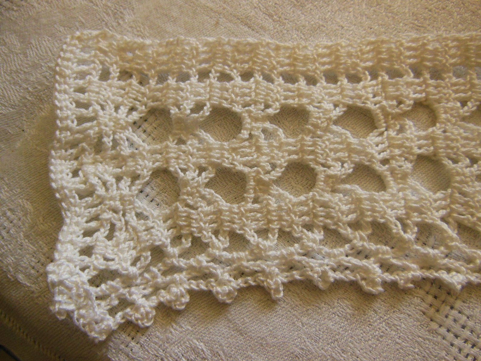Dentelle large ancienne blanche idéal bas rideau 60 cm sur 8 cm T1-21