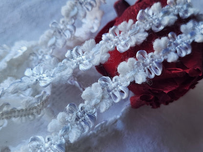Galon vintage bordure blanc satiné 3 mètres sur 1 cm A3