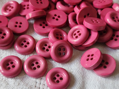 Lot 30  boutons vintage camaieu rose épais trous 1,2 cm ref 0048