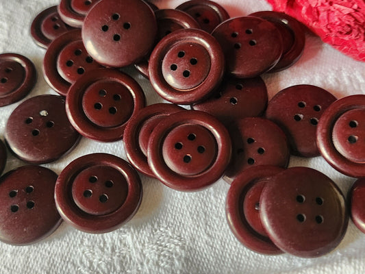 Lot 18 boutons vintage marron rougeatre  1,8 cm épais trous ref 912