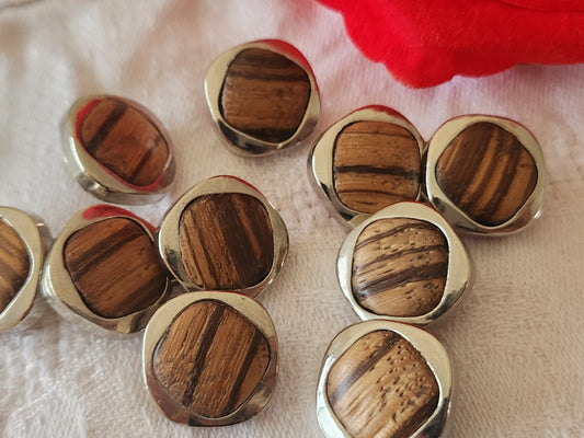 Lot 10 boutons vintage cœur en bois acrylique  pied 1,5 cm / 15 mm ref 6432