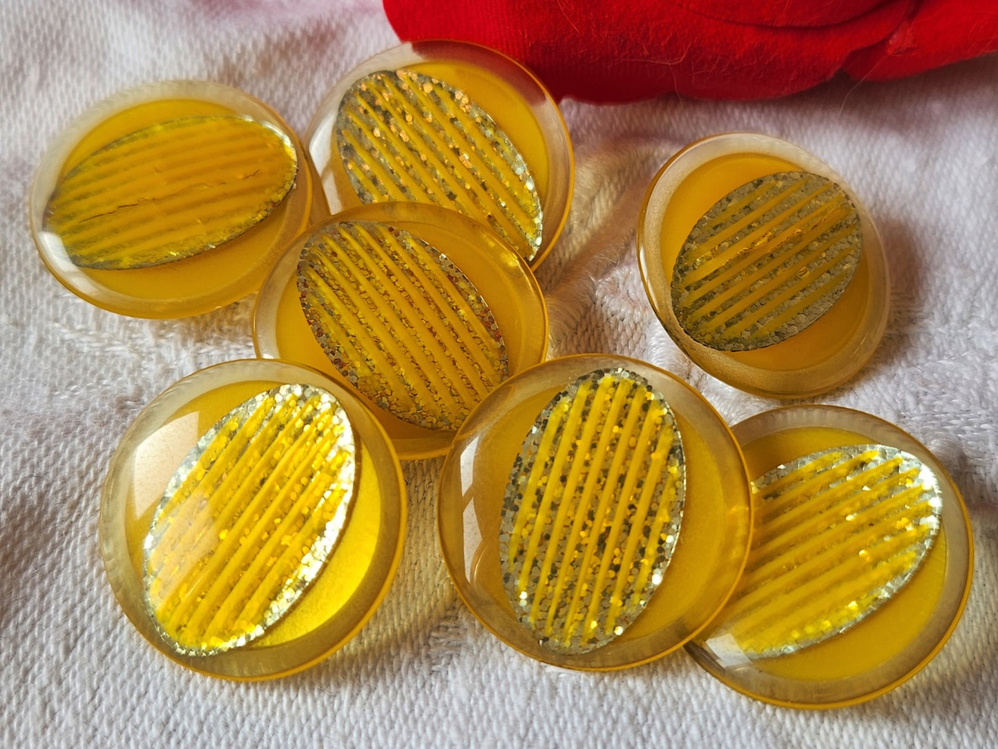 Lot 6 boutons vintage jaune paillette à pied 2,2 cm superbe ref 1184