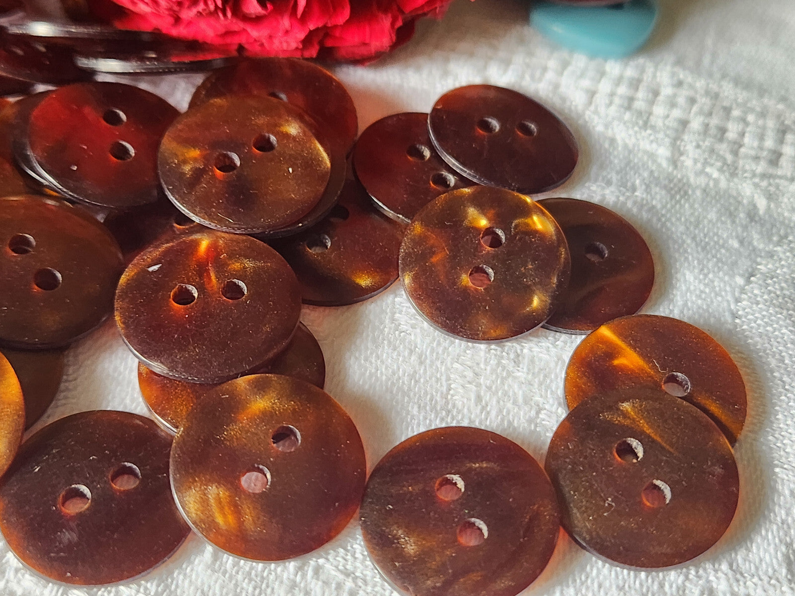 Lot 28 boutons vintage marron style iminacre  1,8 cm ref 1431