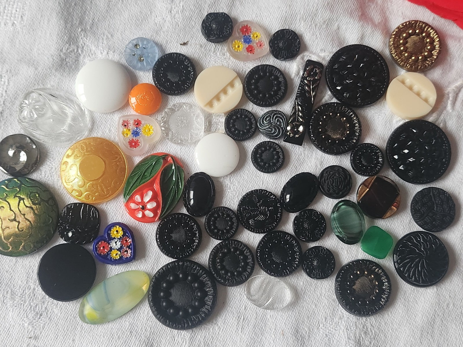 Lot 50 cabochons anciens en verre vintage panaché N°3   T2