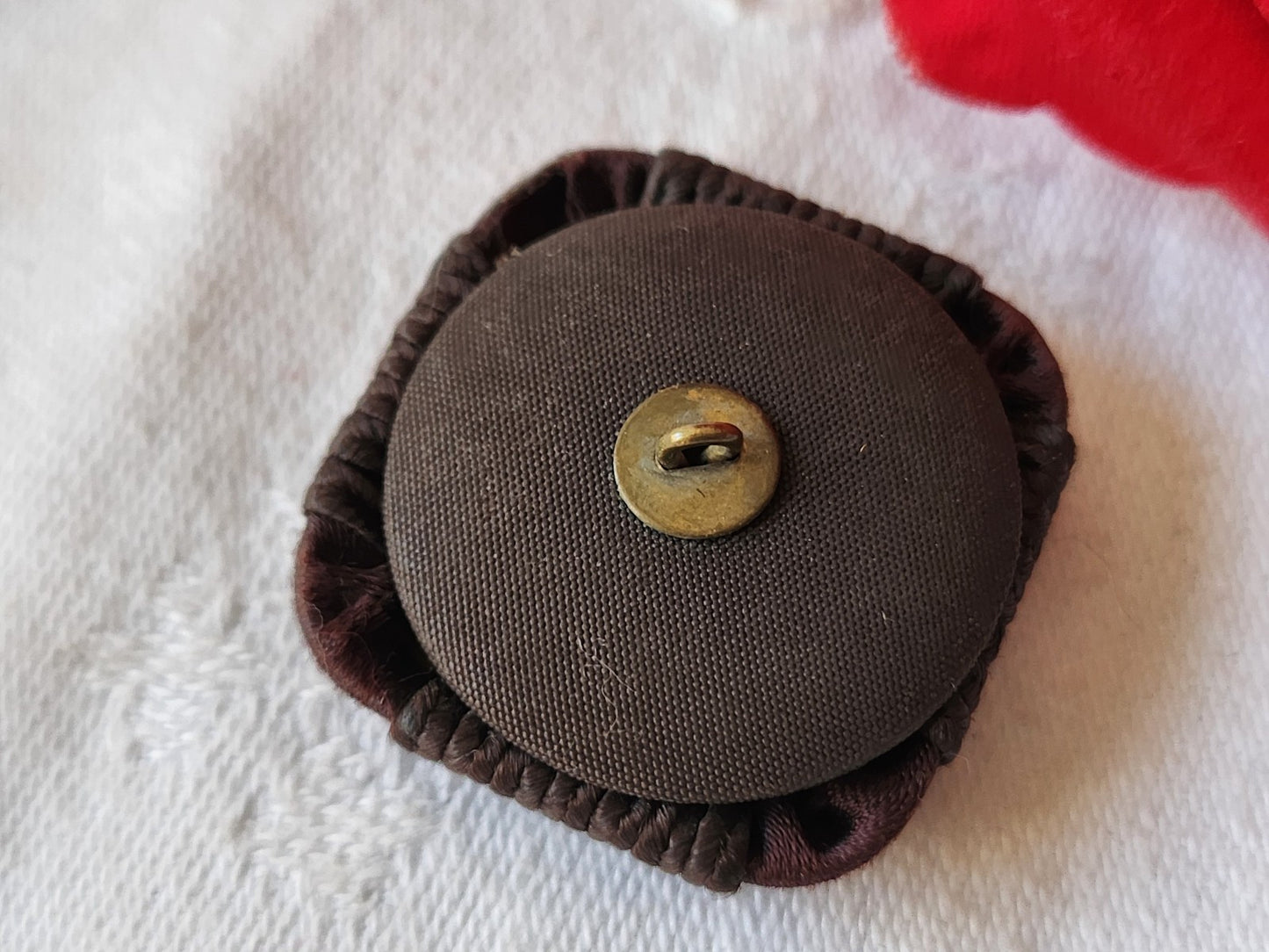 Gros bouton ancien en  passementerie marron vintage pied 3 cm D7P
