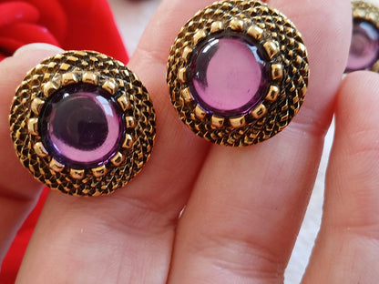 Duo boutons vintage en métal doré volume coeur strass violet  2,2 cm D16D